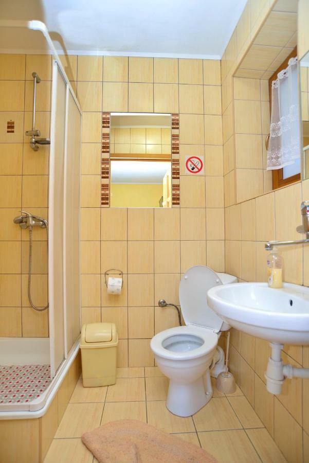 Pod Gorcami Hotel Waksmund Bagian luar foto